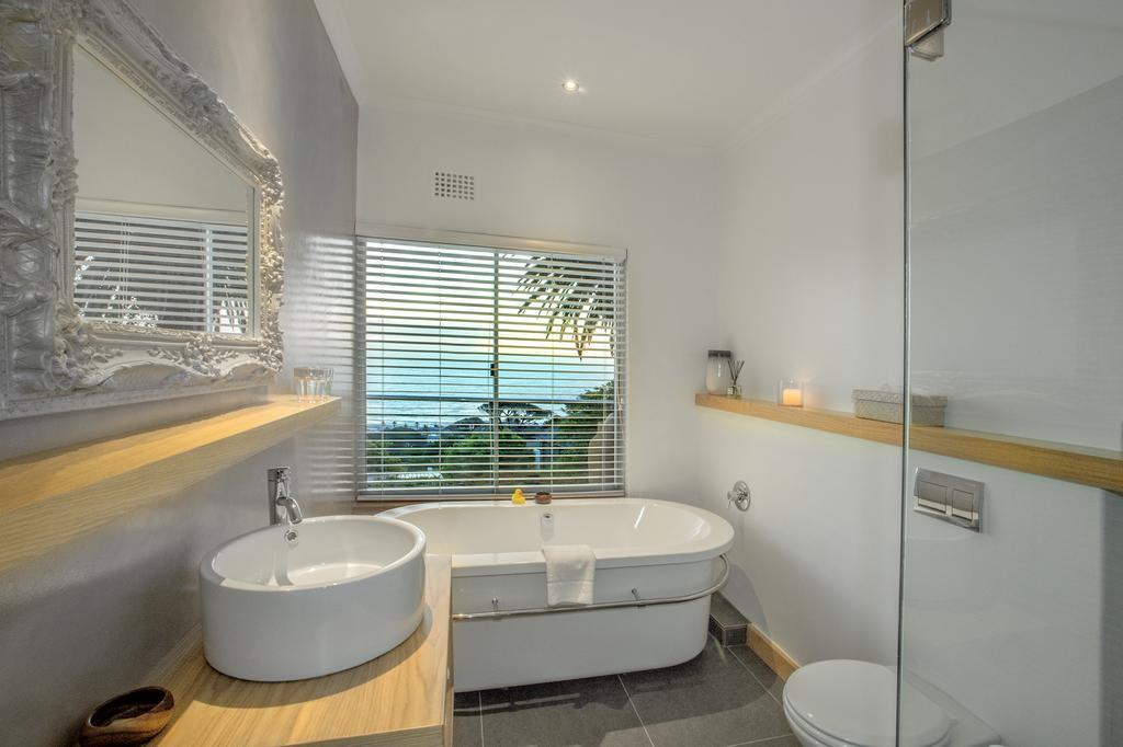 ホテルAtholl House Camps Bay エクステリア 写真