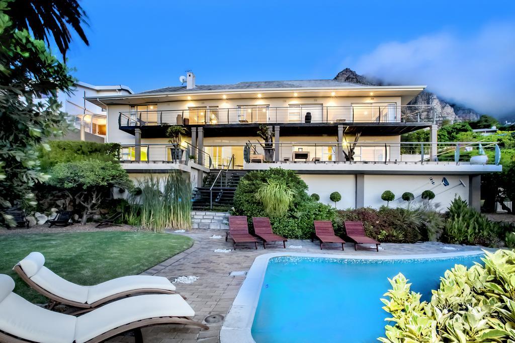 ホテルAtholl House Camps Bay エクステリア 写真